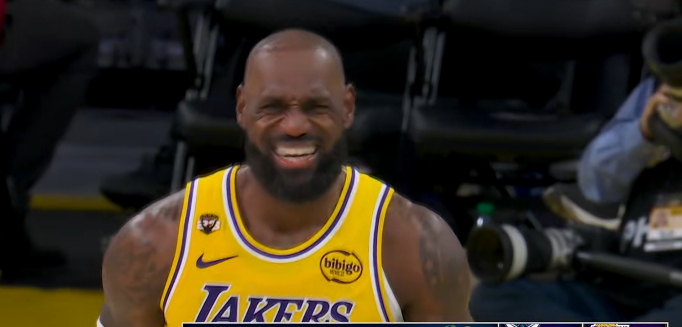 开云-黄蜂18分赢湖人，却也失去了跟詹皇拥抱的机会！老詹生气扭头就走