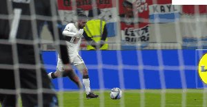 1679870714366058203.gif lux por 2.gif